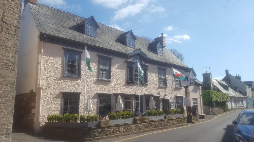Dragon Inn 크릭호웰 외부 사진